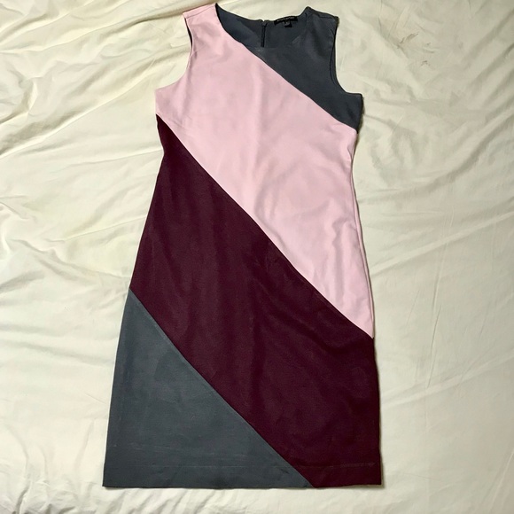 Sleeveless Colour Block Dress with Stretch - Picture 2 of 6